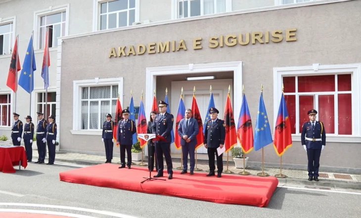 Certifikimi i 415 kursantëve të Patrullës së Përgjithshme. Proda: “Qytetarët janë të parët – t’i shërbeni me ndershmëri, guxim dhe humanizëm”