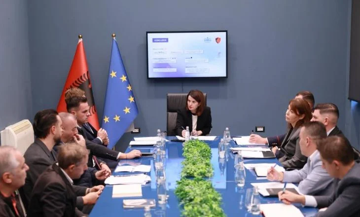 Çfarë po ndodh me monopatinat? Ministrja Koçiu jep paralajmërimin që s’e priste askush: Masë e nevojshme për…