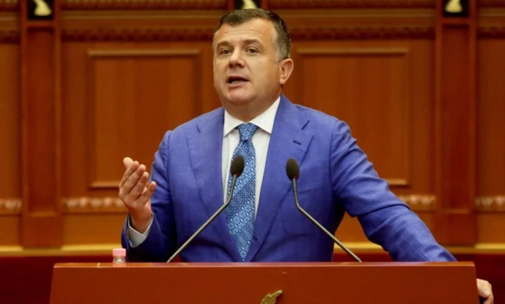 “Ç’ke, pse bërtet?!”/ Balla provokon kreun e PD-së: Pse e “shpon” Flamurin o Sali?