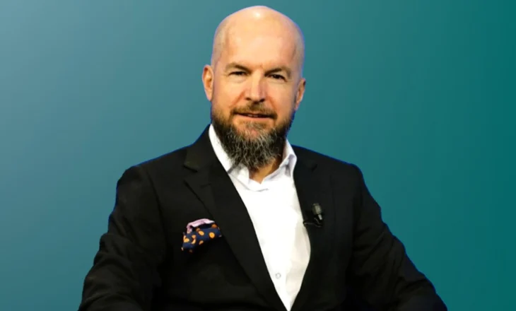 Dashnorët e kandidatit jopolitik/ Alfred Lela: Duhet të na e dini për nder që iu zgjodhëm Florin