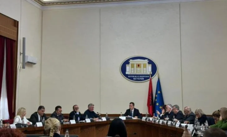 Debate mes opozitës dhe mazhorancës te Konferenca e Kryetarëve. Balla: Respektoni fjalën e Kryeministrit