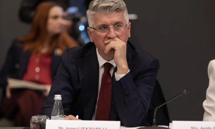 Debate në Konferencën e Kryetarëve, Gjekmarkaj ironizon socialistët: Mbyllni deri në pranverë Parlamentin, pushoni dhe reflektoni