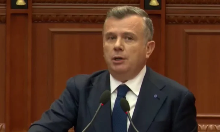 Debati për procesin e votimit për shkarkimin e Peleshit/ Balla-demokratëve: Erdhët me 36 deputetë dhe dolët me 10. Sqaroni kryetarin  tuaj që të mos dalë në TV dhe…