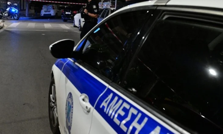 Djali vret me bastun babanë e moshuar