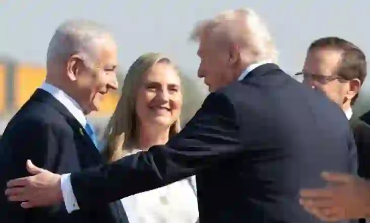 Donald Trump mbërrin në Izrael, pritet nga kryeministri Netanyahu