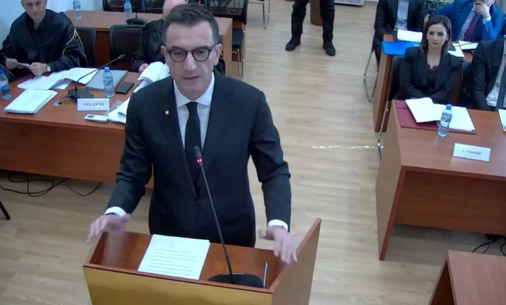 “Donin të më shihnin me pranga në duar”/ Veliaj në Kushtetuese: Djalin tim më shumë e takoj në burg se në liri