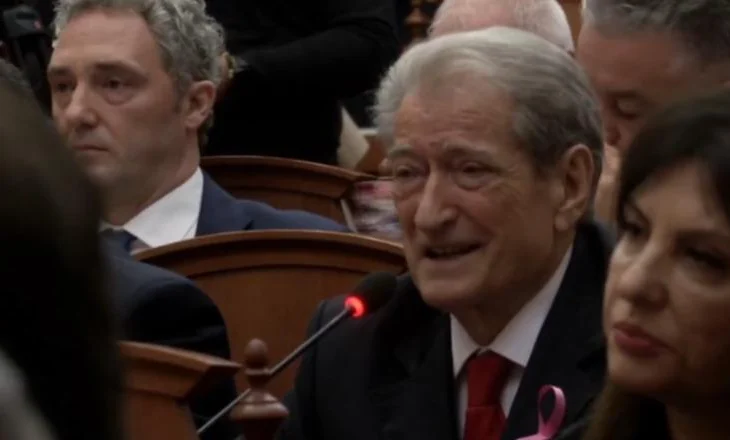 Drejtësia në Kuvend/ “Lejoni pyetjet, Berisha: Kanë frikë se do i pyes për bisedat me Mario Çelën e kostumet e Altin Hajrit
