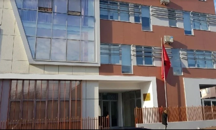 ‘Drejtësia nuk frikësohet’, Gjykata e Elbasanit reagon pas vrasjes së Kalasë: Të forcohen masat e sigurisë