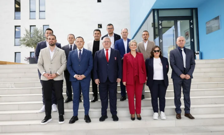 Duka pret përfaqësuesit e Luginës së Preshevës, u premton fushë futbolli