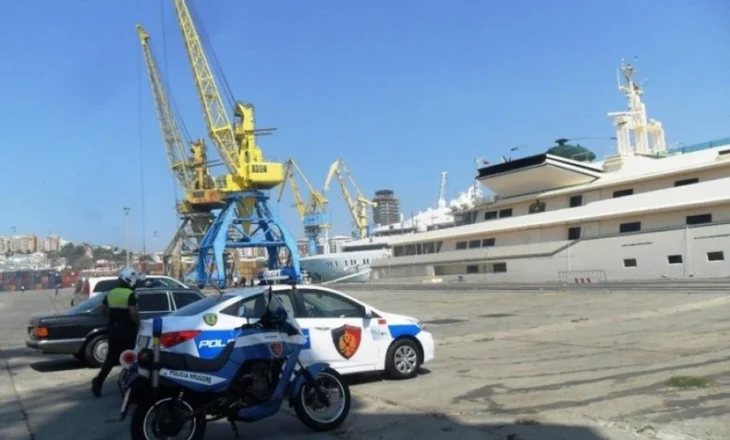 Durrës/ Tentuan të kalonin 5 persona jashtë vendit duke i fshehur në kamionë, arrestohen dy shoferët