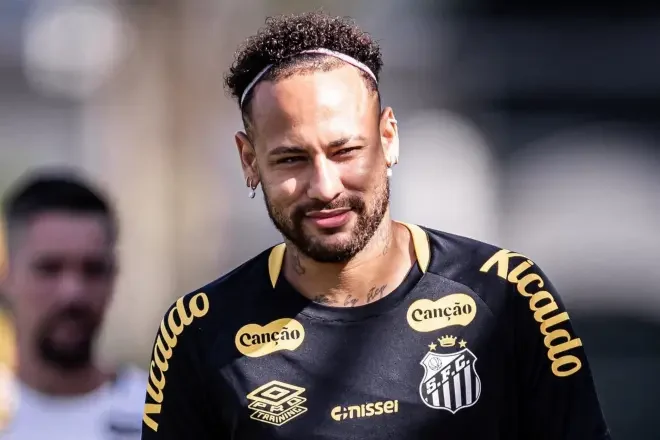 E akuzoi si të varur nga alkooli, Neymar padit në gjykatë gazetarin brazilian