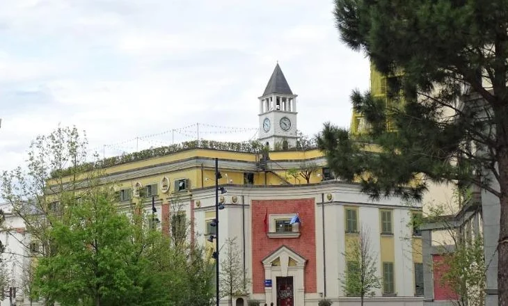 E papritur/ Kandidati heq dorë nga zgjedhjet për Bashkinë Tiranë: I uroj suksese…