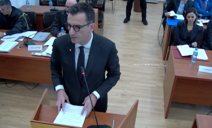 E PLOTË/ “Zoti i faltë bashkëpunëtorët e mi”, Veliaj flet në Kushtetuese: U shkarkova se nuk u paraqita në punë, më hoqën nga puna ata që donin të më shihnin me pranga në duar