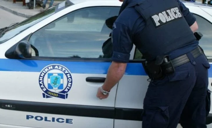 Emri/ Gomonia lëshon sinjalin “SOS” në brigjet greke, arrestohet skafisti nga Saranda. Zbulohet sasi e madhe droge