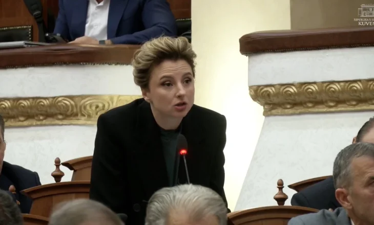 Erisa Xhixho: Familjet shqiptare harxhojnë 40% të buxhetit për ushqime, çmimet 50% më të larta se në BE