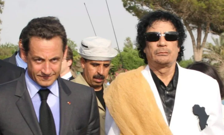 “Është i vetëm në qeli. Do të hakmerremi për Geddafin”/ Të burgosurit kërcënojnë me vdekje Sarkozy-n, shtohen masat e sigurisë
