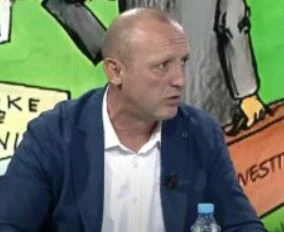 “Faji do i ngelë rojës”/ Ish-prokurori pas vrasjes së Kalasë: S’ka si i kontrollon 100 veta, veç po të jetë Spider-Man!
