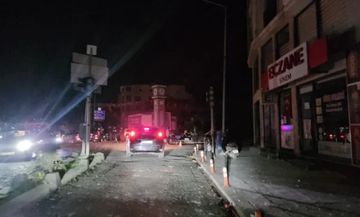 Fatmirësisht pa viktima/ Tërmeti me magnitudë 6.1 ballë goditi Balıkesirin, lëkundjet u ndjehet edhe në Stamboll e Izmir