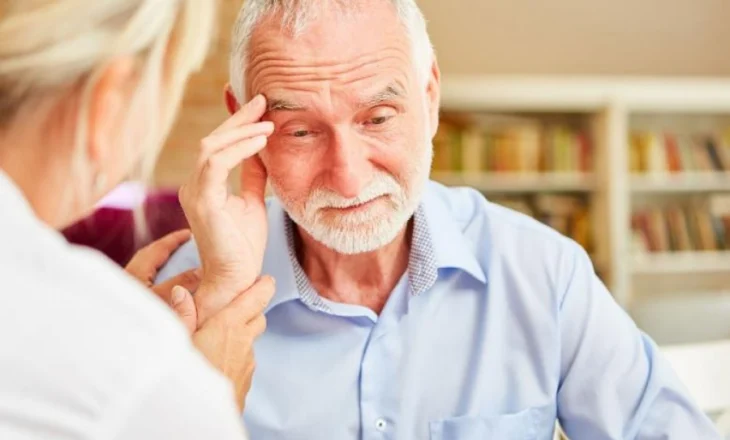 Firma farmaceutike merr miratimin në SHBA për testin inovativ të Alzheimer