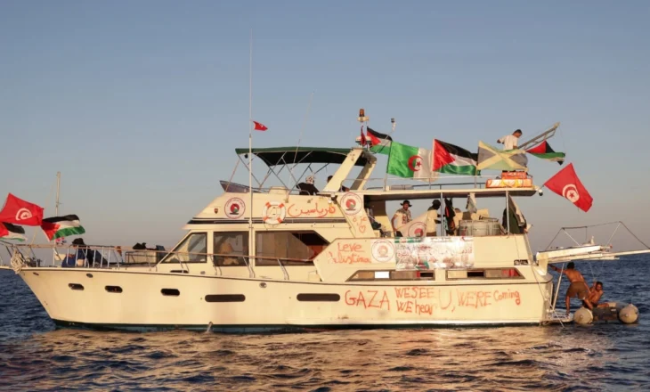 Flotilja e Gazës, aktivistët mbërrijnë në Greqi/ Greta Thunberg: Gjenocid para syve tanë
