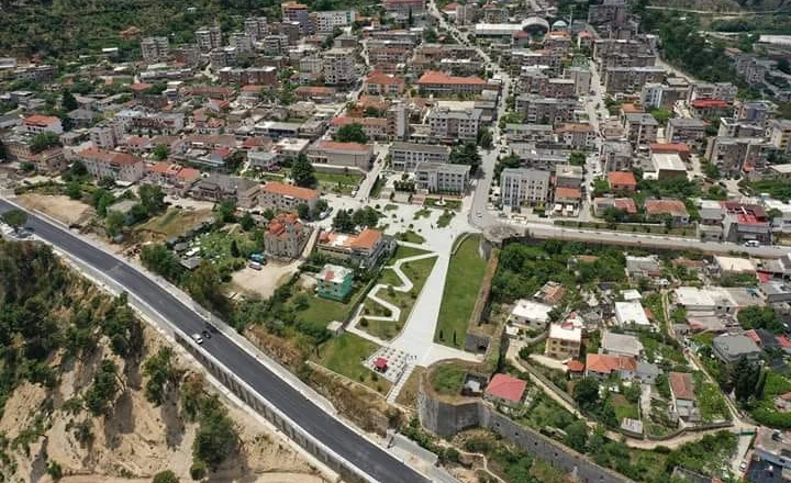 FOTO / Ja kandidatura e mbështetur nga PD në garën për Bashkinë e Tepelenës