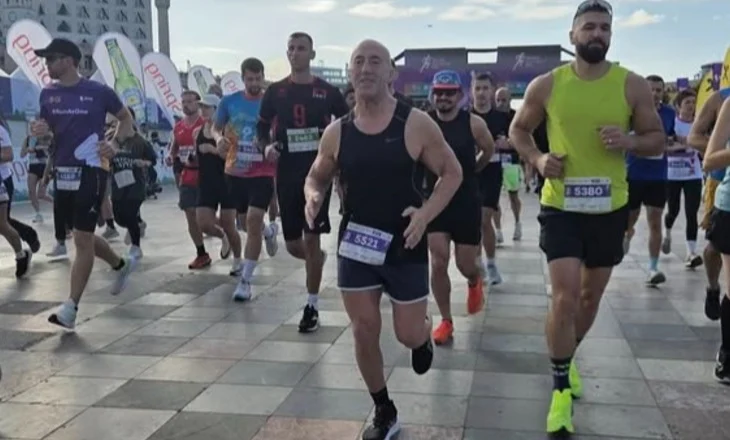 FOTO-LAJM/ Maratona e Tiranës, mes garuesve është edhe ish-kryeministri i Kosovës, Ramush Haradinaj