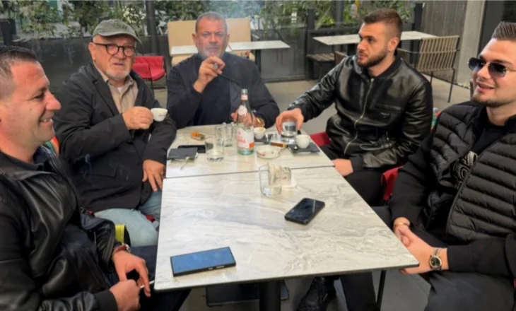 FOTO – “O Sali mashtruesi!”, Tom Doshi publikon në rrjete sociale: Nuk jam largu, jam këtu, në mes të Tiranës