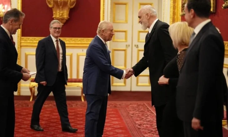 FOTOLAJM / Samiti në Londër, kryeministri Rama mirëpritet nga Mbreti Charles III