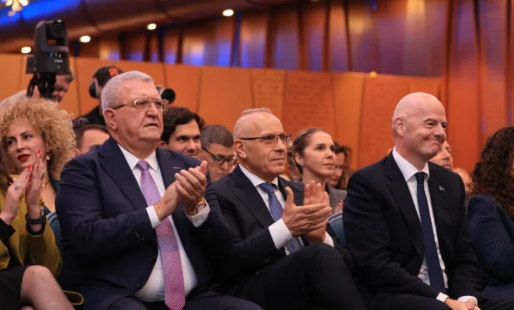 Gianni Infantino dekorohet në Prishtinë, merr pjesë edhe Armando Duka