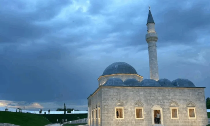 Gjoksrrahje qeveritare mbi fatin e ri të Xhamisë së Plumbit në Shkodër