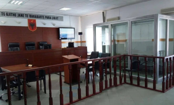 Gjykata e Durrësit pezullon seancat për dy ditë në nderim të gjyqtarit Astrit Kalaja