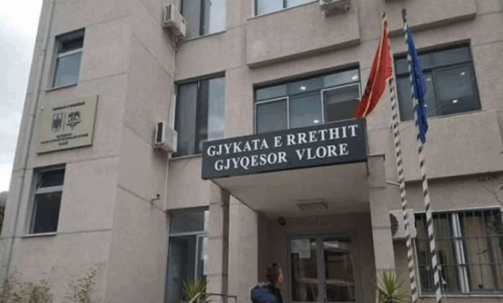 Goditi me grusht rojën e Gjykatës, arrestohet avokati i Monika Kryemadhit