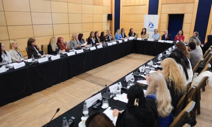Gratë paguajnë çmimin e narkodiktaturës/ Berisha: Shqiptarët kanë kryeministrin më mizogen në Europë! Dhuna ndaj femrave është në nivelet më të larta