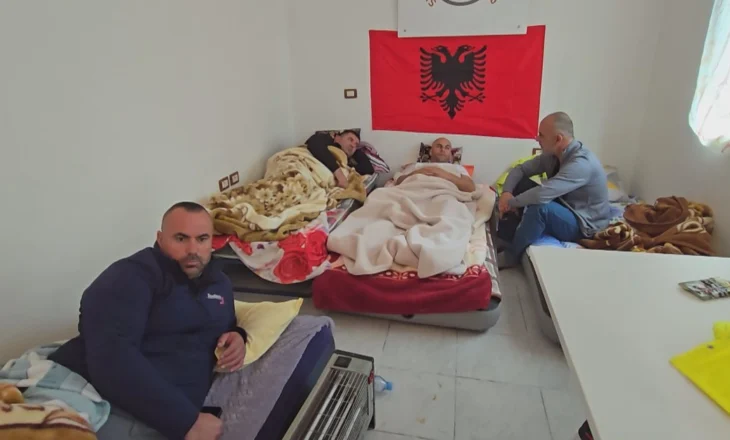 Grevë urie në Marinzë, përkeqësohet gjendja e 3 sindikalistëve