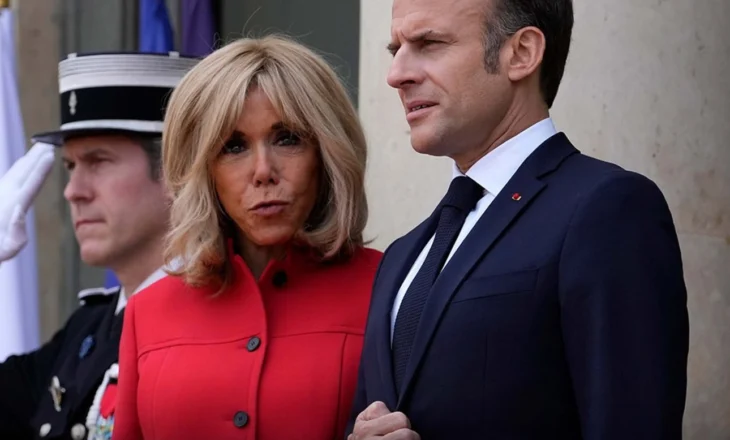 Gruaja e Macron rezulton e regjistruar si burre ne portalin zyrtar te tatimeve ne France