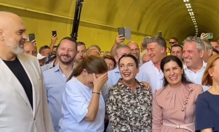 Grupi polifonik këngë për Belinda Balluku, Damian Gjiknuri dhe Edi Rama – VIDEO