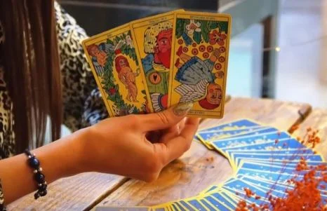 Horoskopi i letrave Tarot/ Çfarë rezervon viti 2026 për ju ?