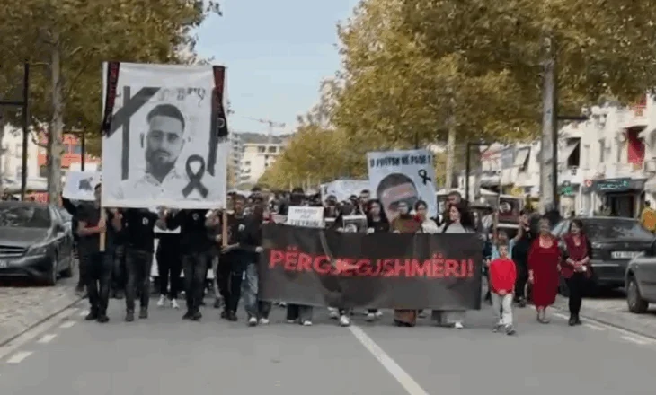 Humbi jetën në aksident, nxënësit e gjimnazit “Ismail Qemali” në Vlorë marshim në kujtim të Leandros