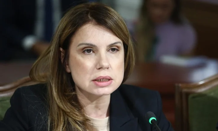 Humbi për 1 votë vendin në Kushtetuese, Administrativja shqyrton sot kërkesën e Naureda Llagamit