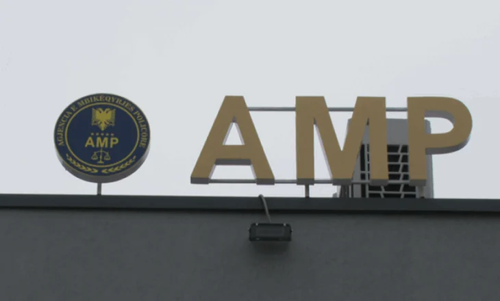 I dehur në krye të detyrës, AMP arreston policin në Vlorë