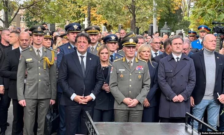 I dënuari për krime lufte në Kosovë varroset me nderime të larta shtetërore në Serbi