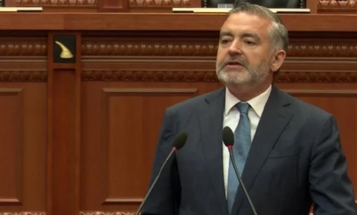 “Ina Rama kërkoi hetim për 21 janarin, Berisha nuk e lejoji”, Klosi: Mendoni se do i vendosni institucionet e drejtësisë në vështirësi..