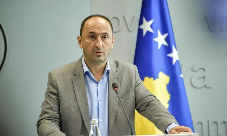 Ish-ministri i Albin Kurtit pritet të emërohet drejtor në Portin e Durrësit