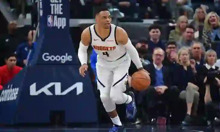 Ish-MVP dhe rekordmeni i NBA firmos për Sacramento, nis sezonin e 18-të si profesionist