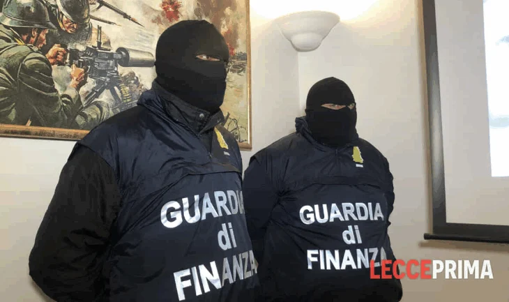 Itali, goditen 4 grupe të trafikut të drogës mes Spanjës dhe Shqipërisë, 29 persona në hetim (EMRAT)