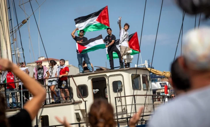 Izraeli bllokon anijet humanitare që ishin drejtuar për në Gaza, ministri i Jashtëm: Provokimi i Hamas përfundoi