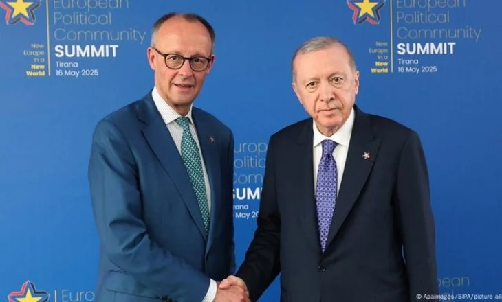 “Izraeli ka të drejtë të mbrohet”/ Erdogan sulmon kancelarin gjerman: Shikon çfarë po ndodh a jo?