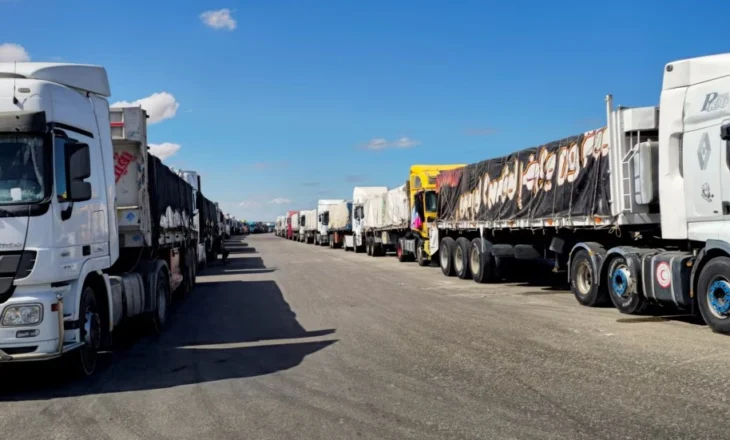 Izraeli vendos të rihapë pikëkalimin në Rafah, heq dorë nga masat kundër Hamasit