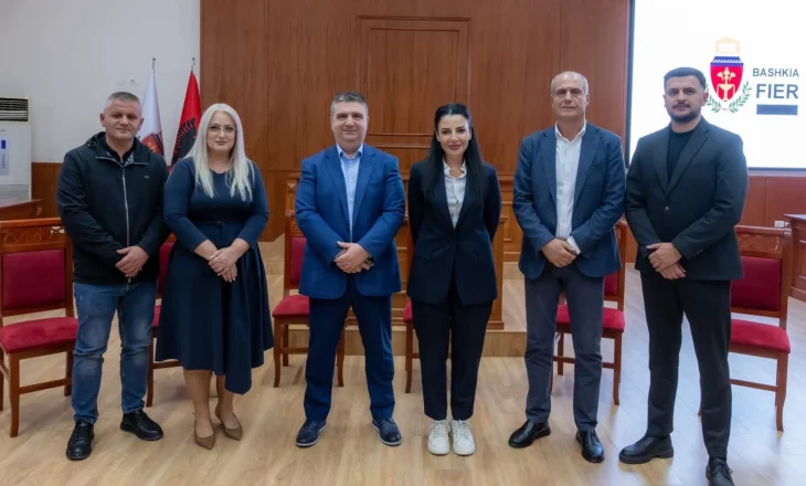 Ja kush janë nënkryetarët e rinj që janë emëruar sot në Bashkinë Fier.