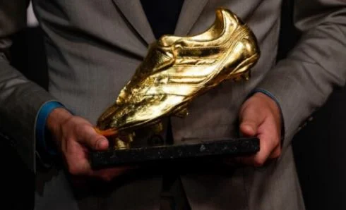 Ja sa vlen “Këpuca e Artë”?